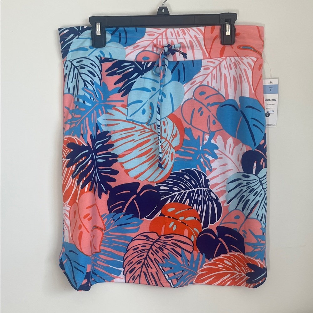 Agnes & Dora Vibrant Tropical Leaf Print Skirt